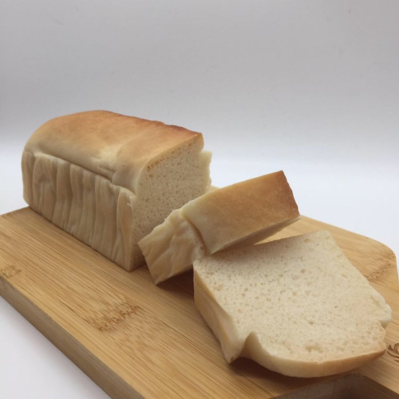 おまかせ 発芽玄米 生米パン８個セット（冷凍）
